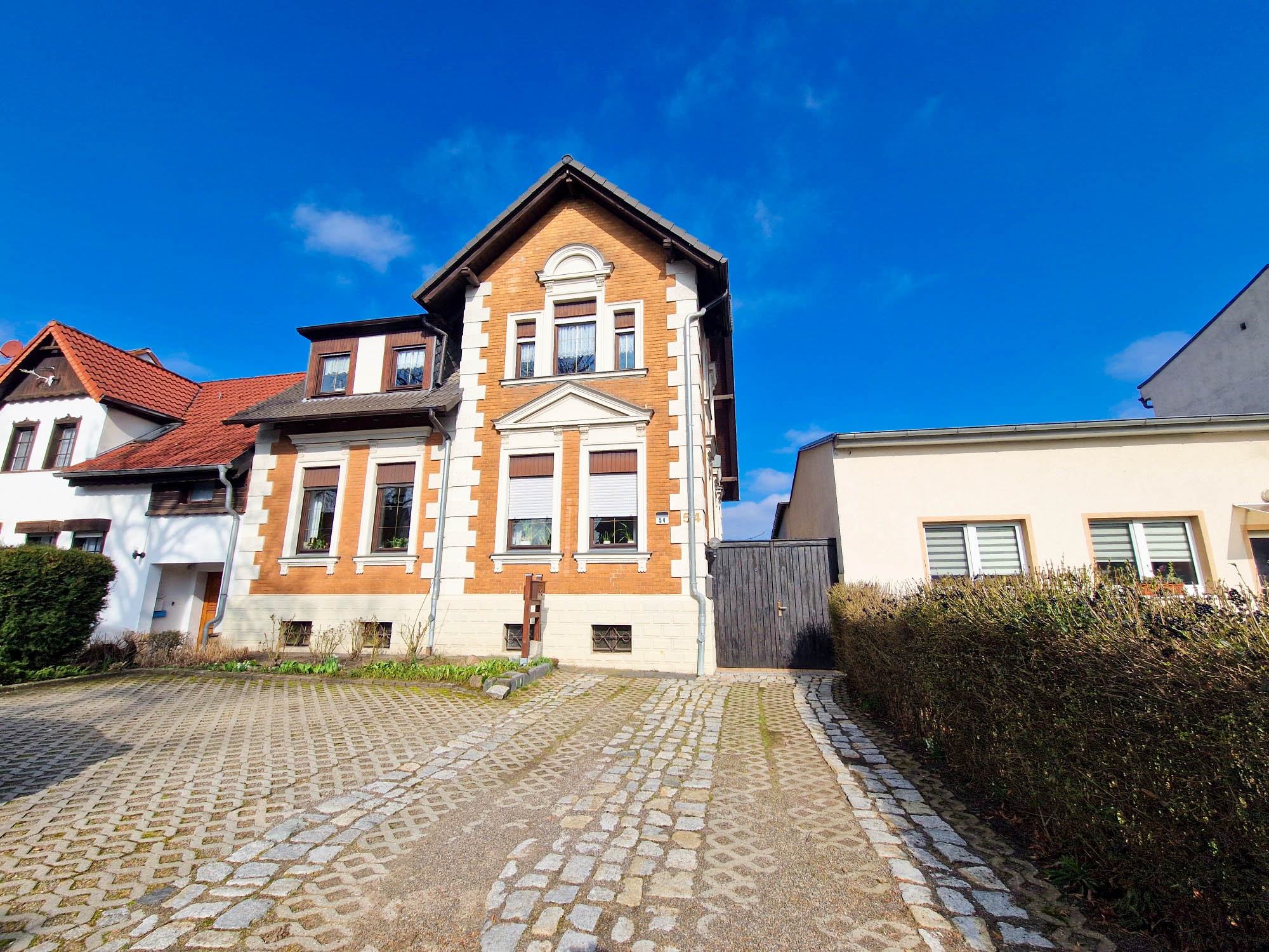 20240228_120403_compress45