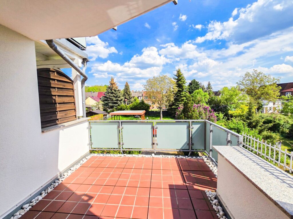 Etagenwohnung mit Balkon und Stellplatz in ruhiger Lage