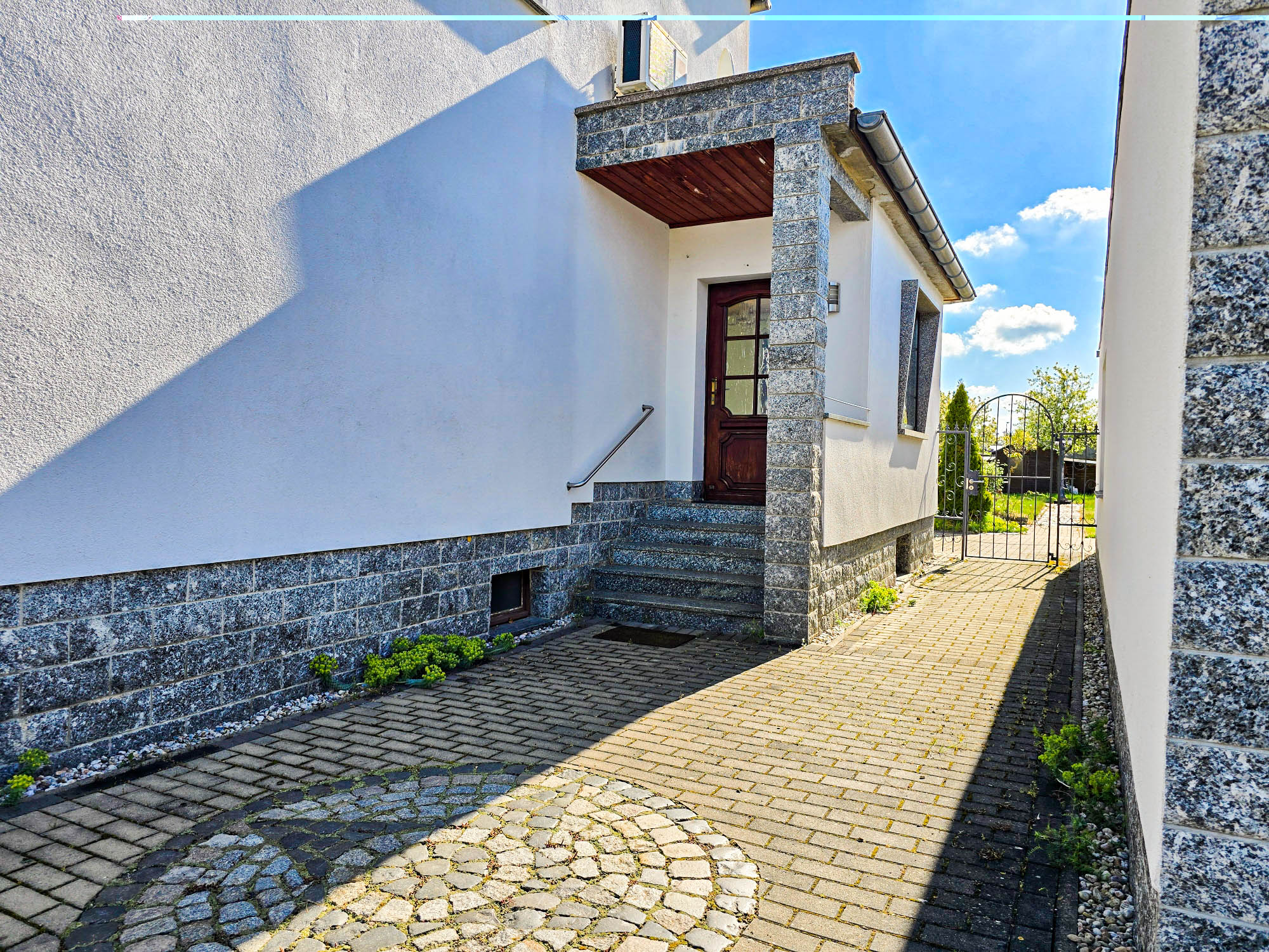 20250422_100400_compress73