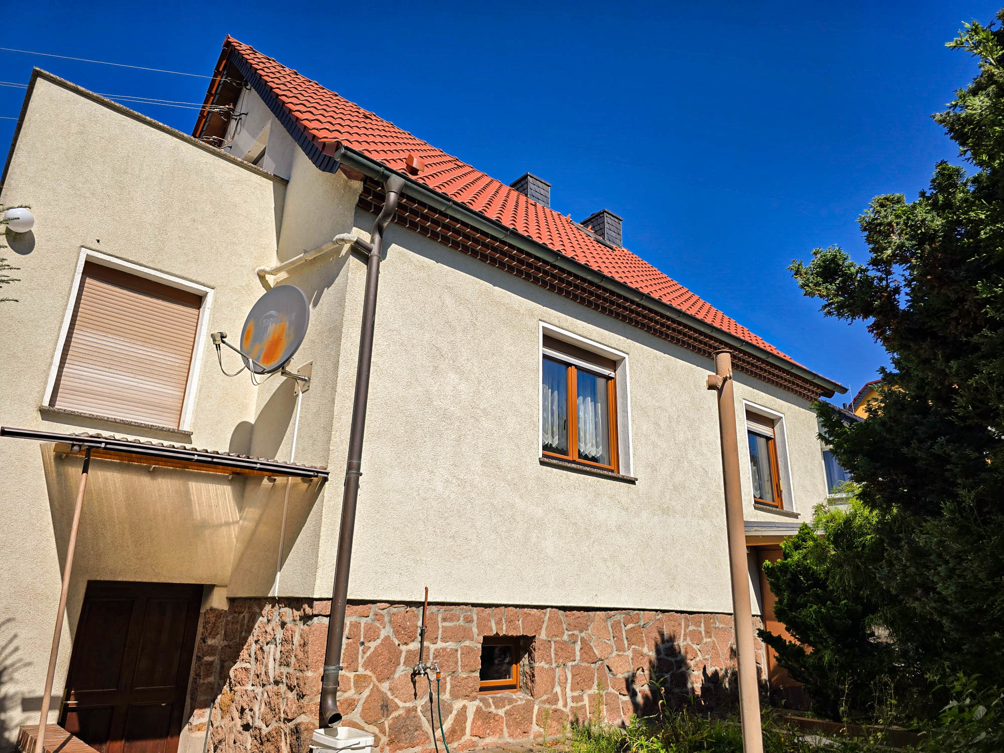 20250811_104128_compress75